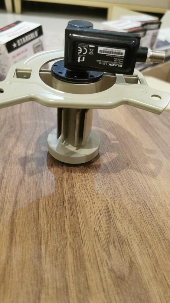 Inverto Black Ultra  Single Flange  Kit لاقط انفرتو بلاك اطباق كبيرة