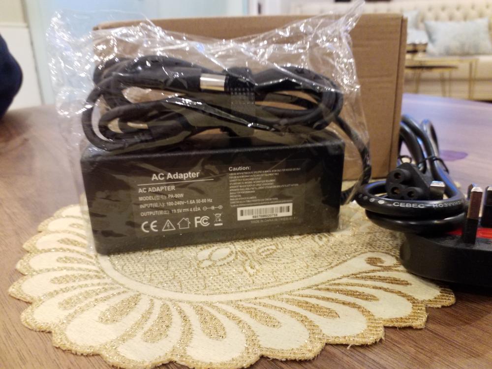 شاحن لابتوب ديل 90 وات Charger laptop 90 wat