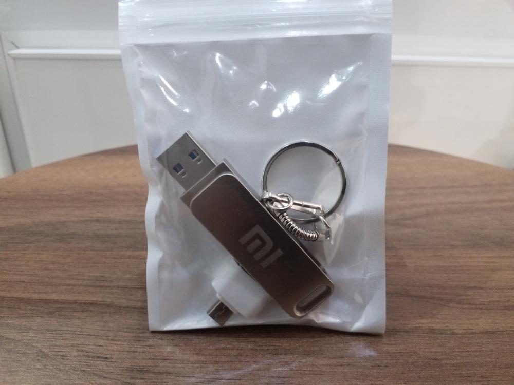 USB flash 964\=1Tb فلاشة 964 قيقا\=1TB
